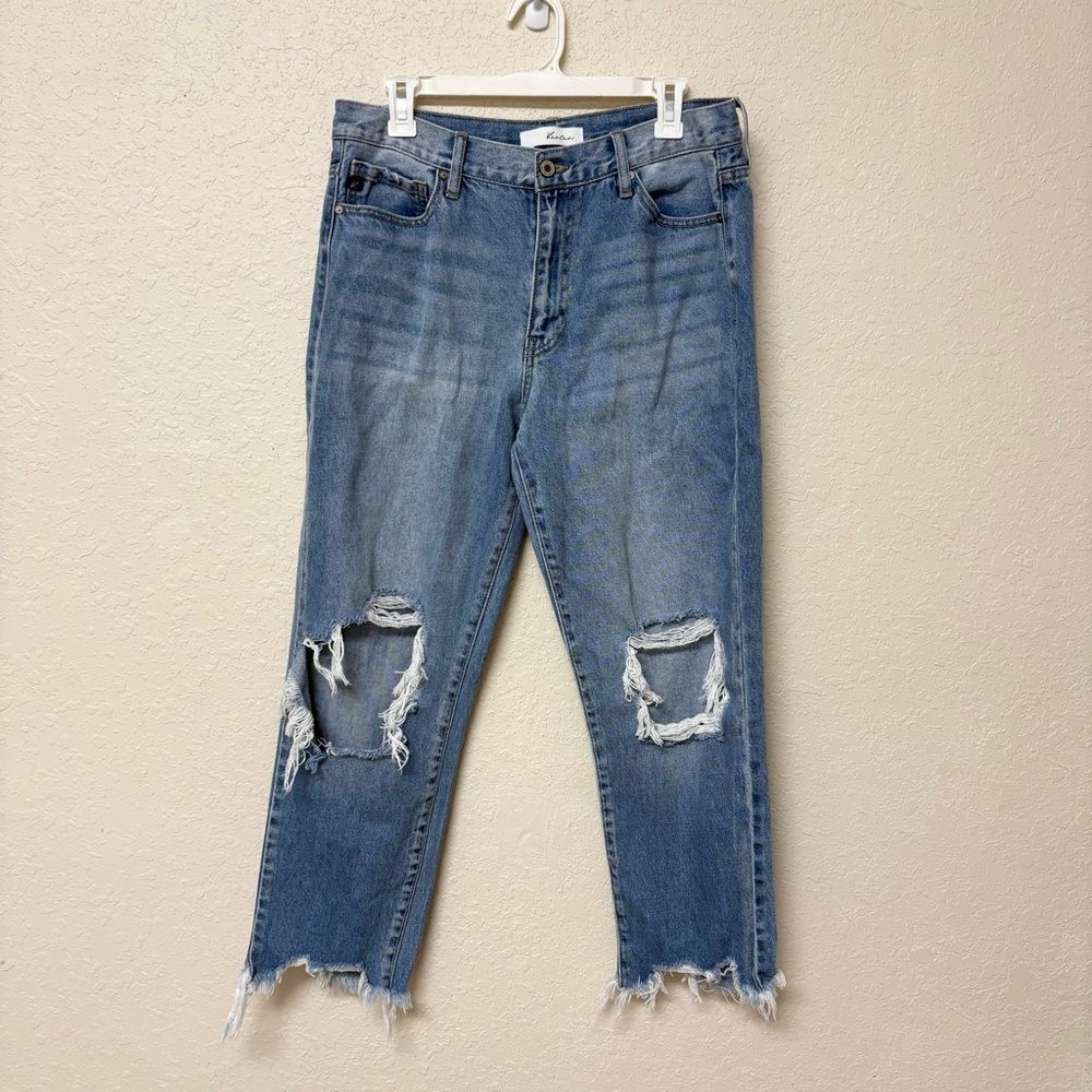 Kancan Regina High Rise Mom Jeans Size 11/29 Distressed Light Wash Raw Hem
